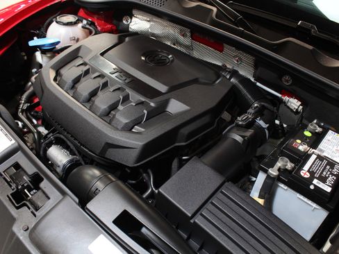 Used 2018 Volkswagen Beetle 2.0T S image 29