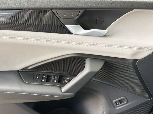 New 2026 Volkswagen Tiguan SE R-Line FWD image 16