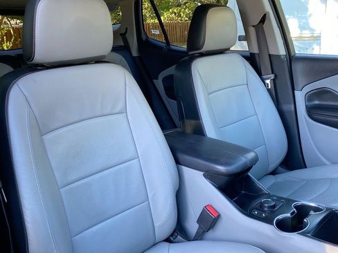 Used 2019 GMC Terrain SLT image 37