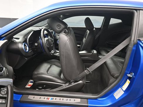 Used 2018 Chevrolet Camaro SS RWD image 31