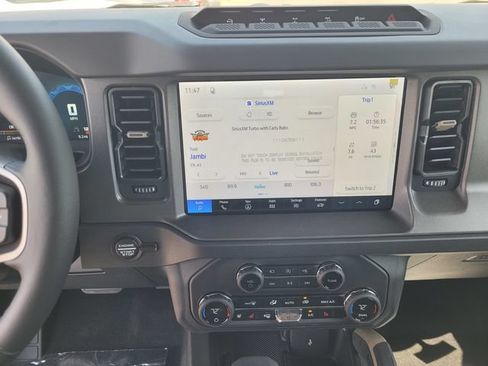New 2026 Ford Bronco Badlands w/ Wildtrak Package AWD/4WD image 10