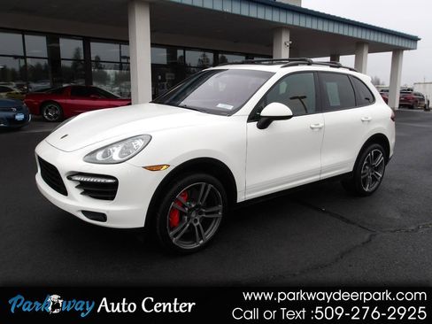 Used 2012 Porsche Cayenne Turbo image 1