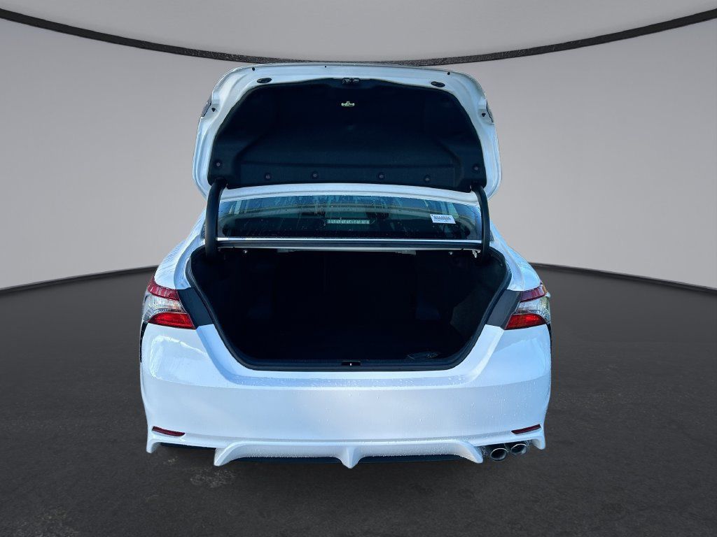 Used 2023 Toyota Camry SE FWD image 29
