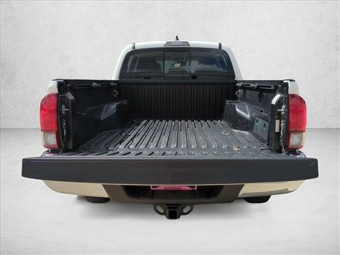 Certified 2022 Toyota Tacoma SR5 RWD image 6