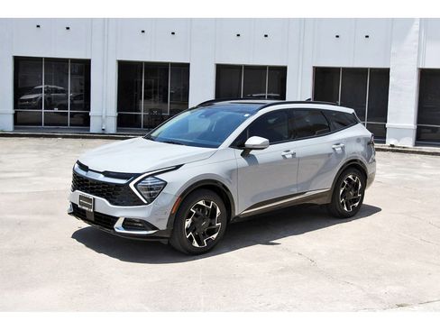 Certified 2023 Kia Sportage SX FWD image 3
