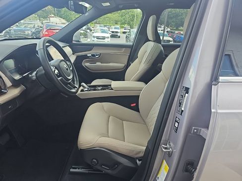 Used 2026 Volvo XC90 B6 Plus AWD/4WD image 9