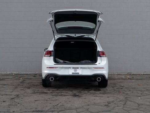 New 2026 Volkswagen GTI SE image 6
