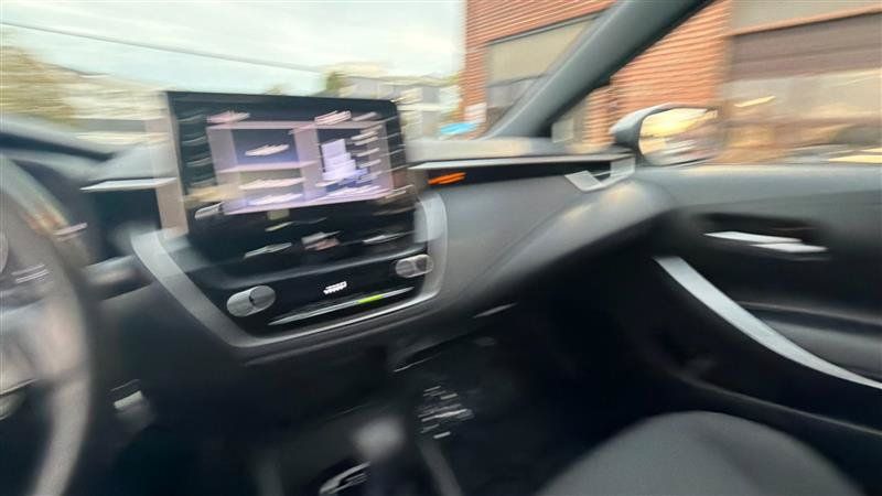 Used 2020 Toyota Corolla SE FWD image 33