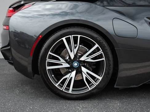 Used 2015 BMW i8 AWD/4WD image 36