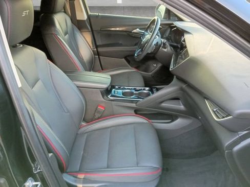 Used 2023 Buick Envision Essence w/ Sport Touring Package FWD image 24