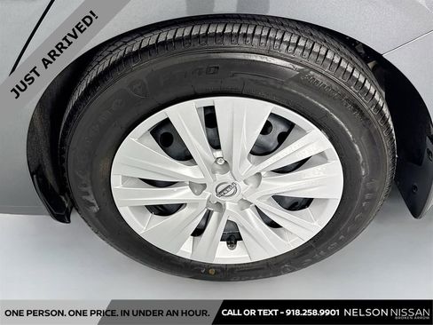 Used 2025 Nissan Sentra S image 28