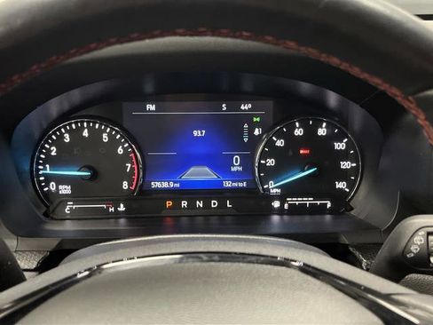 Used 2023 Ford Explorer ST-Line image 18
