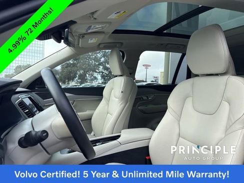 Certified 2025 Volvo XC90 B5 Core w/ Protection Package Premier image 31