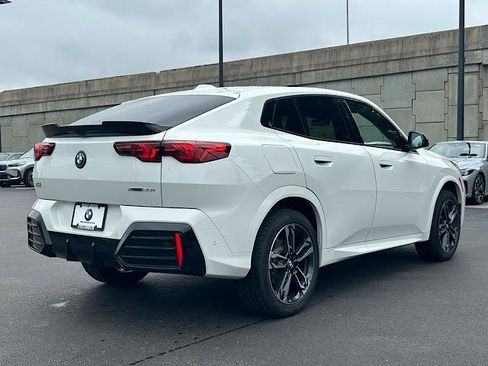 New 2025 BMW X2 xDrive28i w/ Technology Package image 3