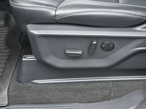 Used 2025 Ford Expedition Platinum w/ Stealth Performance Package image 19