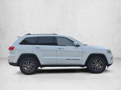 Used 2017 Jeep Grand Cherokee Limited AWD/4WD image 4