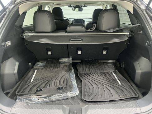 Certified 2025 Subaru Crosstrek 2.5i Limited w/ Crosstrek Mirror Package image 23
