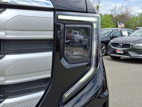 Used 2024 GMC Sierra 1500 SLE AWD/4WD image 10