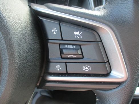 Used 2025 Subaru Outback Premium AWD/4WD image 27