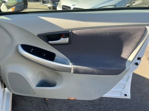 Used 2010 Toyota Prius Two image 20