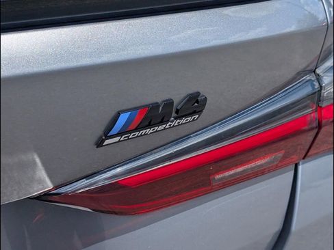 Used 2022 BMW M4 Competition w/ Executive Package RWD image 20