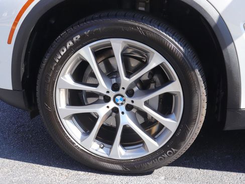 Used 2022 BMW X5 sDrive40i w/ Premium Package image 41