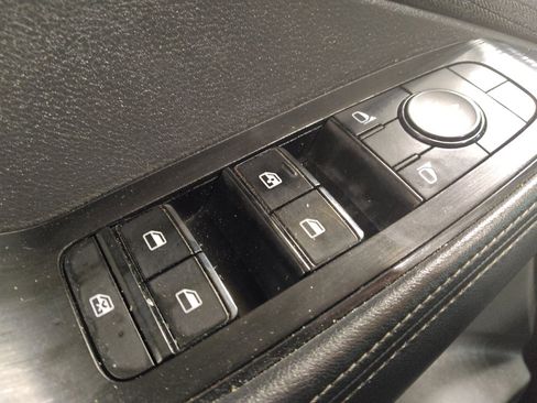 Used 2021 Nissan Rogue S FWD image 27