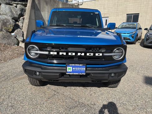 Used 2024 Ford Bronco Outer Banks AWD/4WD image 41
