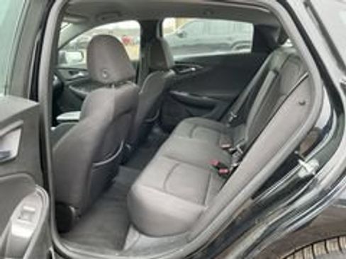 Used 2019 Chevrolet Malibu LT FWD image 13