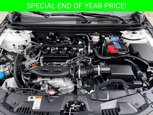 Certified 2025 Honda Accord SE image 30