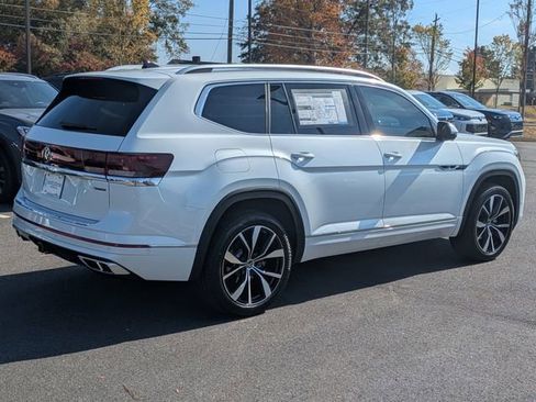 New 2026 Volkswagen Atlas SEL Premium R-Line AWD/4WD image 3