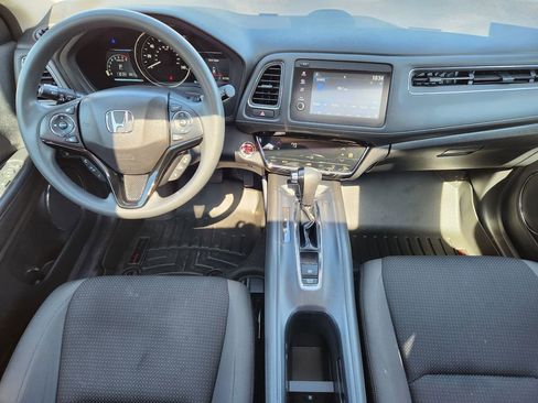 Used 2019 Honda HR-V EX image 13