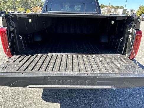 Used 2023 Toyota Tundra Limited image 11