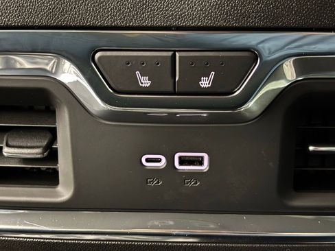 New 2026 GMC Sierra 1500 Denali w/ Denali Reserve Package image 7