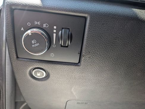 Used 2018 Jeep Grand Cherokee Limited AWD/4WD image 24