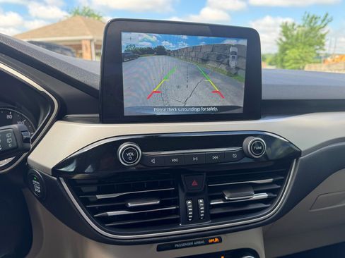 Used 2021 Ford Escape SEL FWD image 16