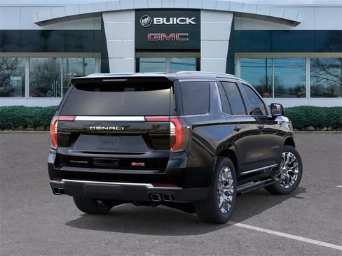 New 2026 GMC Yukon Denali w/ Sun & Power Step Package image 5