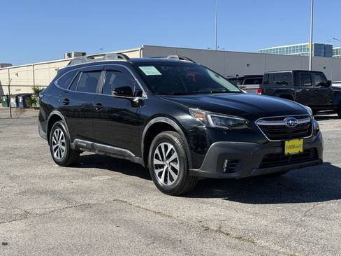 Used 2020 Subaru Outback Premium AWD/4WD image 2