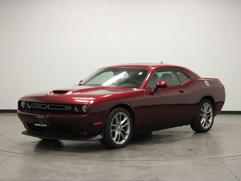 Used 2021 Dodge Challenger GT w/ Plus Package image 4