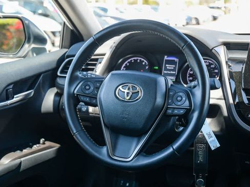 Used 2024 Toyota Camry SE FWD image 12