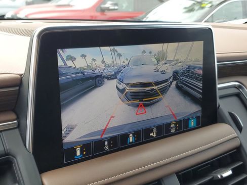 Used 2021 Chevrolet Tahoe High Country w/ Premium Package image 25