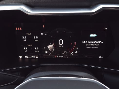 New 2025 GMC Canyon Elevation w/ Convenience Package image 23