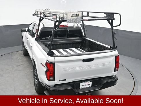 Used 2024 Chevrolet Colorado Z71 w/ Advanced Trailering Package AWD/4WD image 32