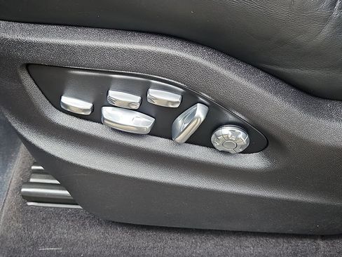 Certified 2021 Porsche Cayenne GTS AWD/4WD image 29