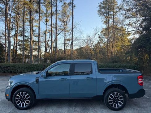 Used 2023 Ford Maverick Lariat image 5