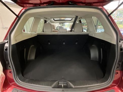 Used 2017 Subaru Forester 2.5i Premium w/ All-Weather Package image 20