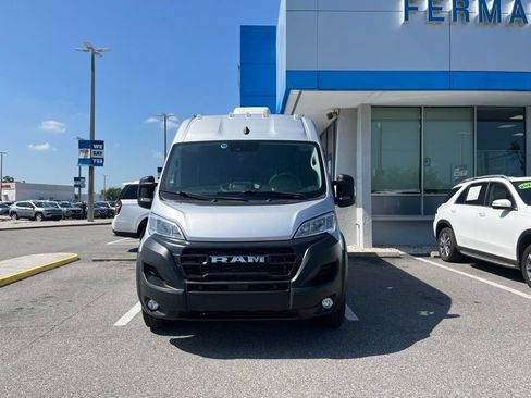 Used 2025 RAM ProMaster 3500 w/ Safety Group FWD image 2