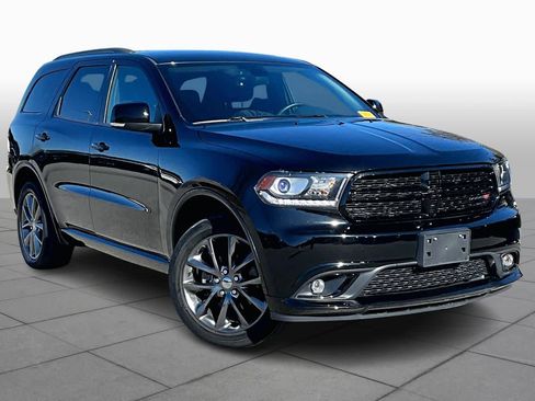 Used 2017 Dodge Durango GT w/ Premium Group image 3