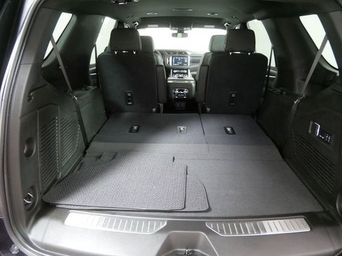 Used 2021 GMC Yukon Denali image 5