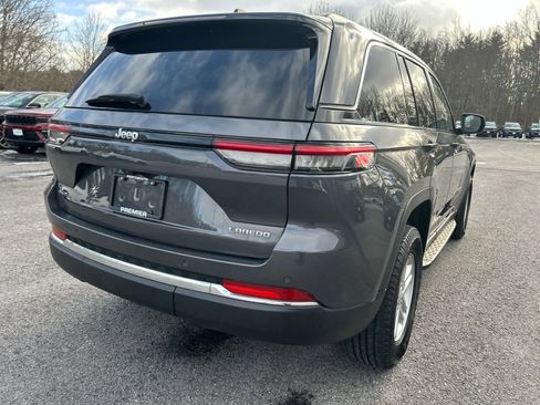 Used 2023 Jeep Grand Cherokee Laredo w/ Luxury Tech Group I image 7